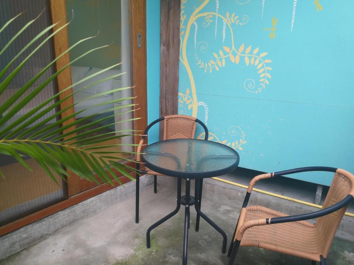 60 Blue House Hotell Chiang Mai Exteriör bild